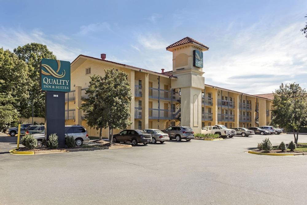 Quality Inn & Suites Airport Шарлотт Экстерьер фото