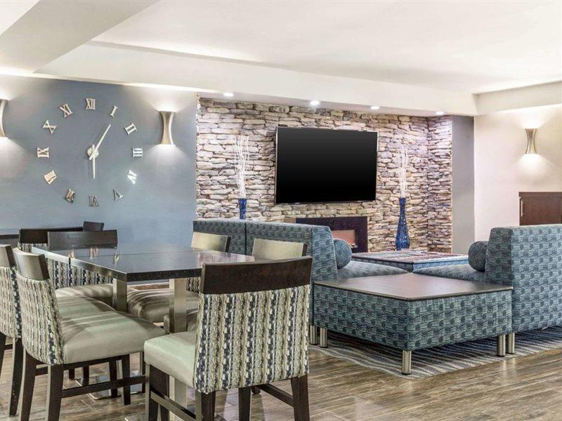 Quality Inn & Suites Airport Шарлотт Экстерьер фото